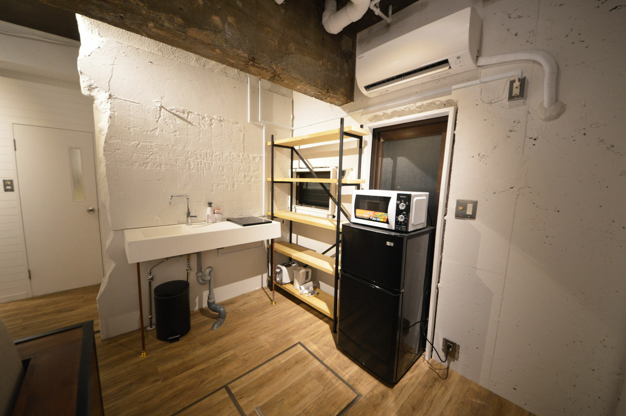 1/3rd Serviced Shinjuku Apartment *